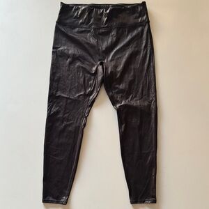 Tablets Black High-Waisted Leggings